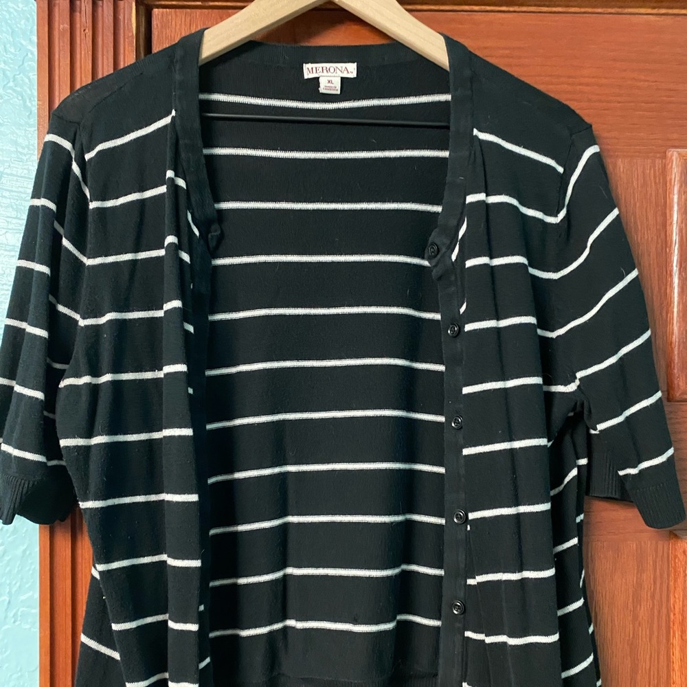 Black and white striped cropped cardigan